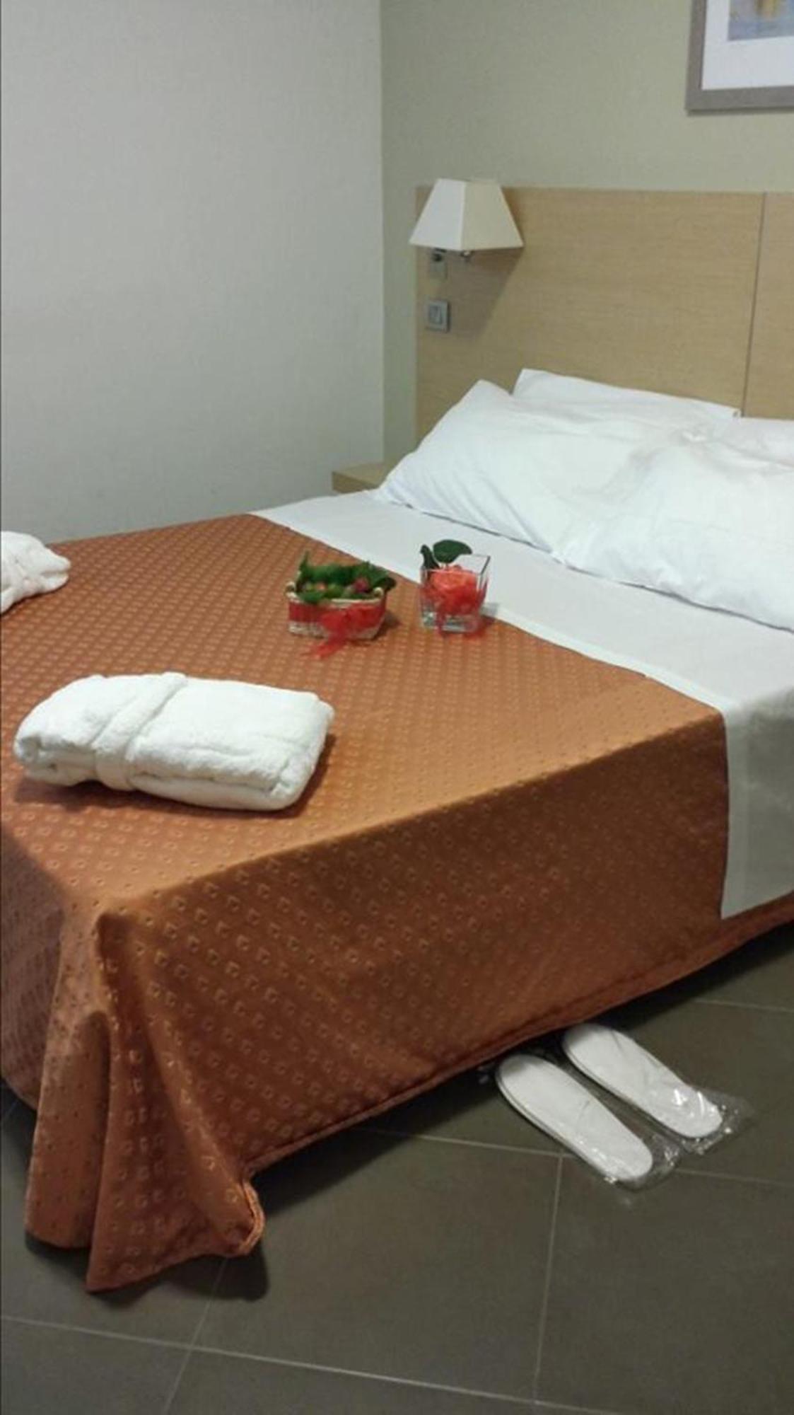 Hotel Main Street Cerasolo Cameră foto